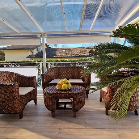 Apartment Tra Dei Marmi E Marina Di - Il Melograno Massa (Tuscany)