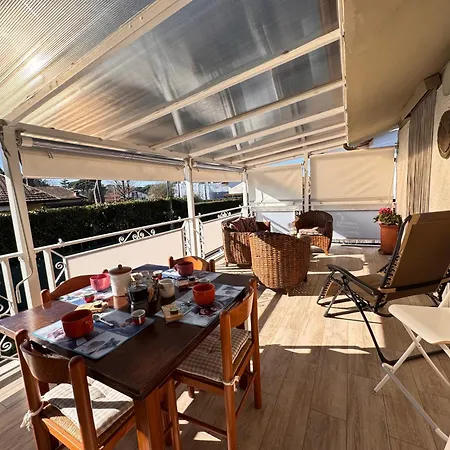 Tra Dei Marmi E Marina Di - Il Melograno Apartment Massa (Tuscany)
