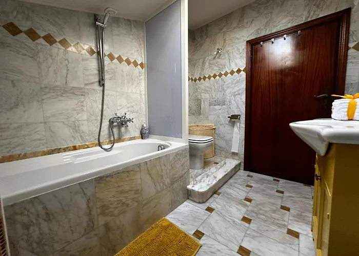 Tra Dei Marmi E Marina Di - Il Melograno Appartement
